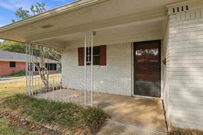 1111 Elmwood Street - Photo 35