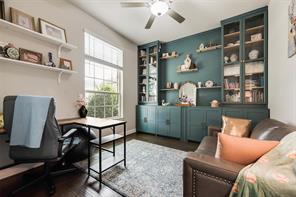 718 Waterbrook Parkway - Photo 8