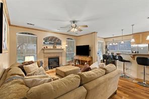816 Rolling Meadows Court - Photo 10