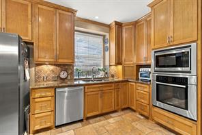 816 Rolling Meadows Court - Photo 16