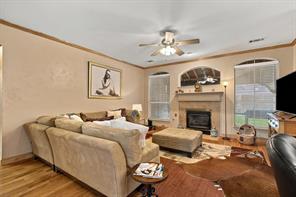 816 Rolling Meadows Court - Photo 9