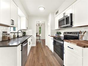914 Prestwick Lane - Photo 3