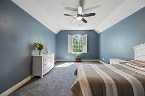 1401 Luckenbach Drive - Photo 33