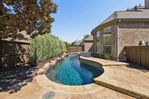 1401 Luckenbach Drive - Photo 37