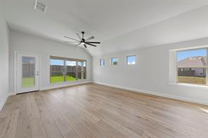 2452 Acacia Road - Photo 11