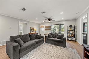 111 N Morgan Street W - Photo 6