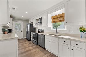111 N Morgan Street W - Photo 9