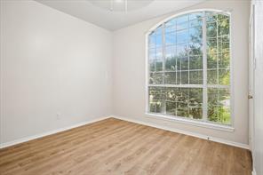 10610 Stone Falls Lane - Photo 15