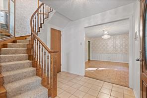 7 Fox Hollow Road - Photo 4