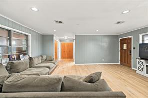 403 S Hamilton - Photo 7