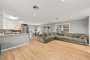 403 S Hamilton - Photo 9