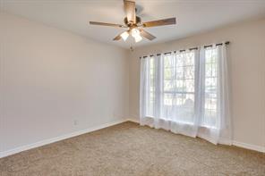 615 Rosewood Place - Photo 18