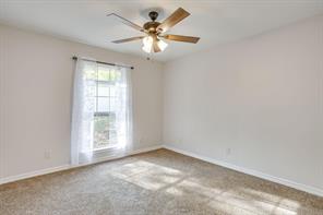 615 Rosewood Place - Photo 19