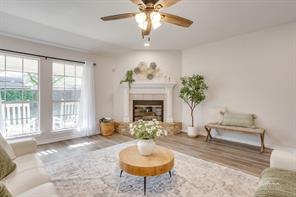 615 Rosewood Place - Photo 3