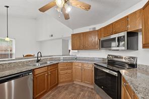 11820 Amberly Lane - Photo 21