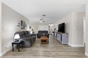 101 Falcon Lane - Photo 2