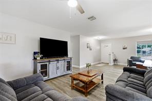 101 Falcon Lane - Photo 4