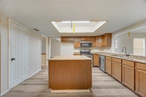 1601 Wendy Way - Photo 7