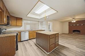 1601 Wendy Way - Photo 8