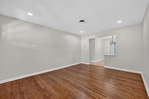 1607 Nantucket Drive - Photo 8