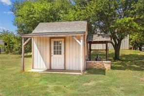 1570 Karen Drive - Photo 31
