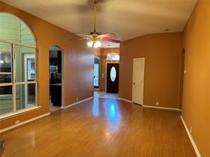 1236 Quaker Lane - Photo 4