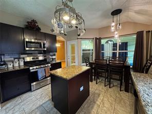 1236 Quaker Lane - Photo 9