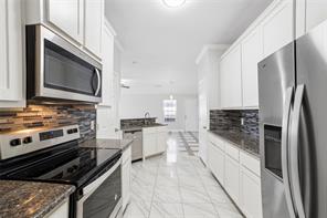 807 N Ridge Drive - Photo 11