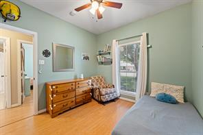 1618 Hyde Park Boulevard - Photo 17