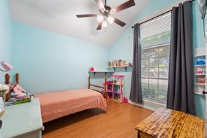 1618 Hyde Park Boulevard - Photo 18