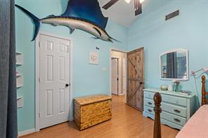 1618 Hyde Park Boulevard - Photo 19