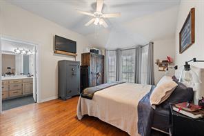 1618 Hyde Park Boulevard - Photo 21