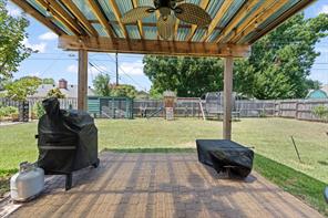1618 Hyde Park Boulevard - Photo 29