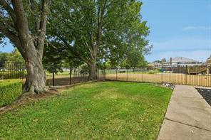 32 Victoria Drive - Photo 35