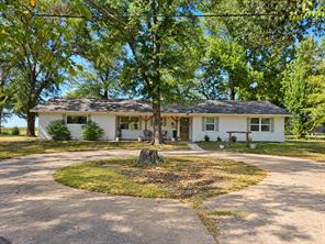 1426 Farm Road 2560