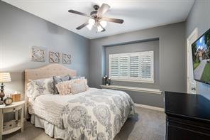 15605 Crown Cove Lane - Photo 12
