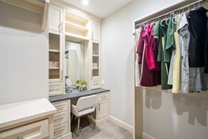 15605 Crown Cove Lane - Photo 17