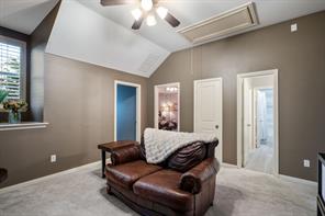 15605 Crown Cove Lane - Photo 32