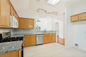 1412 Sleepy Hollow Drive - Photo 13