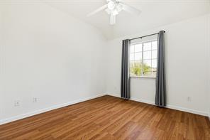 1412 Sleepy Hollow Drive - Photo 22