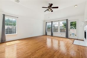 1412 Sleepy Hollow Drive - Photo 7