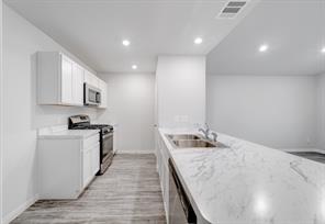 228 Nolan Farms Boulevard - Photo 2
