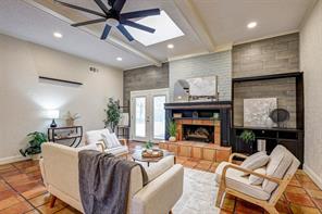 1910 Middle Glen Drive - Photo 12