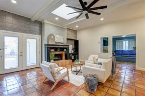 1910 Middle Glen Drive - Photo 14