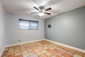 1910 Middle Glen Drive - Photo 17