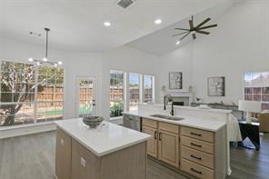 101 Fontana Court - Photo 2