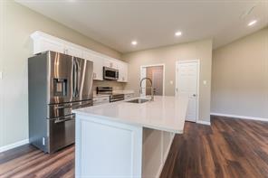 923 Putnam Street - Photo 7