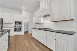 1410 Quincy Drive - Photo 10