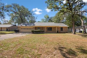 3619 Leaning Oaks - Photo 2
