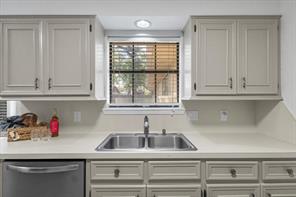 3619 Leaning Oaks - Photo 8